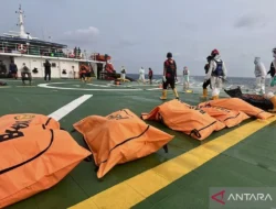 Tim SAR Berhasil Evakuasi 14 Korban Tambahan dari Bangkai KM Virgo