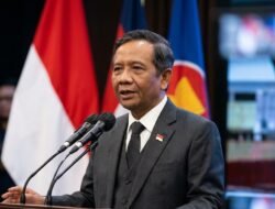 Mahfud MD Desak Proses Hukum Kasus Keracunan Susu dalam Program Makan Bergizi Gratis