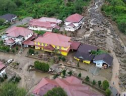Banjir Bandang Terjang Solok: Satu Warga Tewas dan Fasilitas Publik Rusak Berat