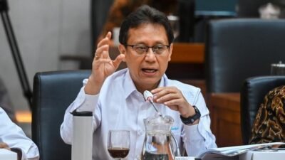 Menkes Ingatkan Bahaya Serius Abu Vulkanik, Warga Diimbau Tetap di Rumah