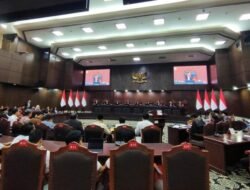 KPU Desak Mahkamah Konstitusi Tolak Gugatan Denny Indrayana Terkait Syarat Pencalonan Gibran