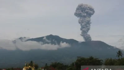Gunung Marapi Sumatera Barat Kembali Erupsi, Masyarakat Diminta Waspada