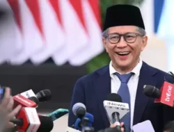 Rocky Gerung Beri Tugas Khusus ke Syahganda Nainggolan untuk Pulihkan Nama Baik