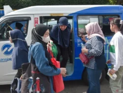 Transjakarta Tegaskan Larangan Aktivitas Mengamen di Bus dan Halte