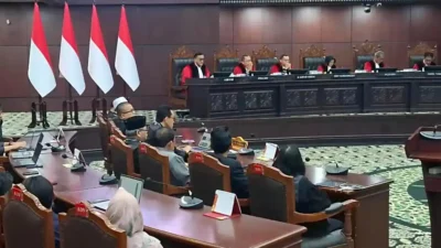 Hakim Mahkamah Konstitusi Jalankan Salat Istikharah Maknai Berkas Pendidikan Gibran